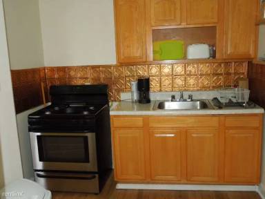 Main picture of 108 Macon St