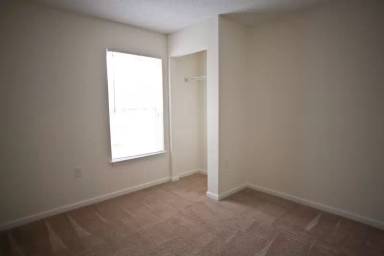 Main picture of 110 S Roberson St