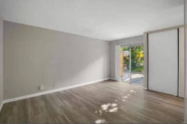 Main picture of 2546 Granada Cir