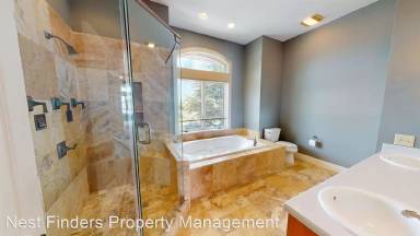 Main picture of 3701 Harbor Dr