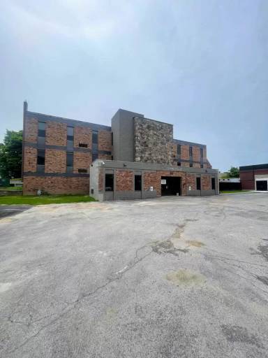 Main picture of 274 N Goodman St