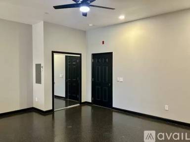 Main picture of 24 Beacon St