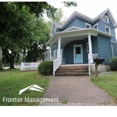 Main picture of 901 Leavenworth St