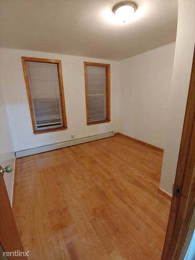 Main picture of 2222 85th St