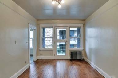 Main picture of 730 SW Saint Clair Ave