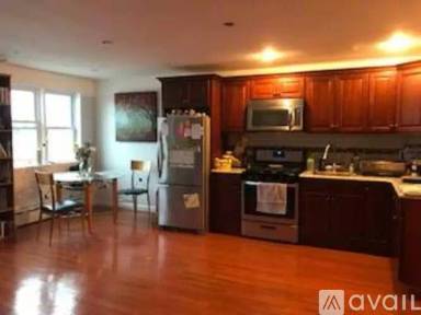 Main picture of 1384 Remsen Ave