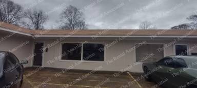 Main picture of 5717 Desiard St