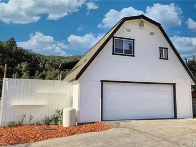 Main picture of 1736 Deer Canyon Rd