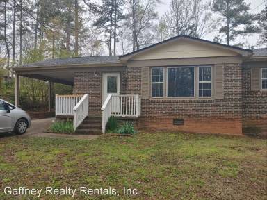 Main picture of 137 Stagecoach Rd