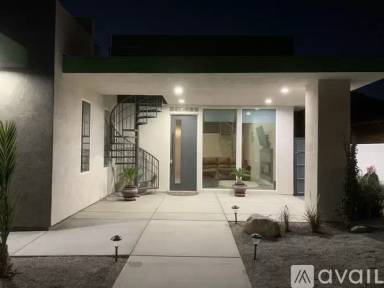 Main picture of 52435 Avenida Bermudas