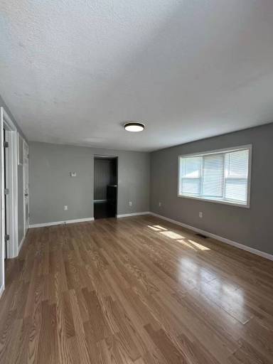 Main picture of 2700 E Memorial Dr