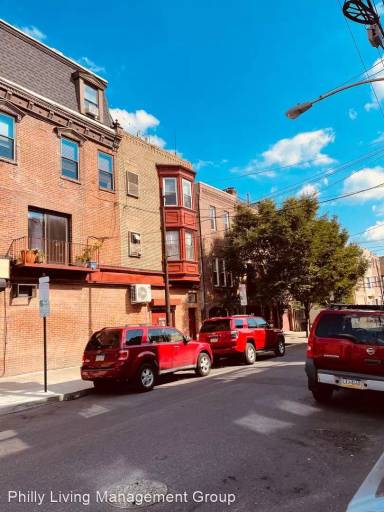 Main picture of 746 South St