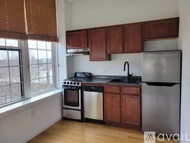 Main picture of 6 Grove St