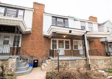 Main picture of 79 E Montana St