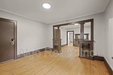 Main picture of 3400 Elliot Ave