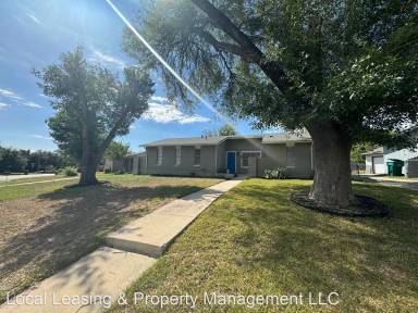 Main picture of 301 Diana Dr
