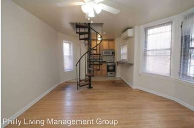 Main picture of 320 S 15th St