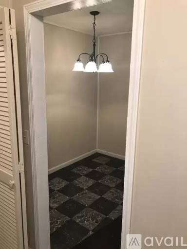 Main picture of 426 Elm St