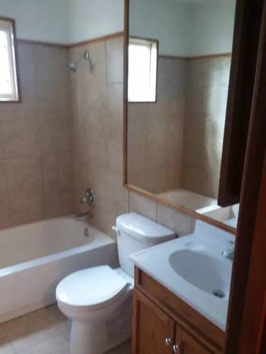 Main picture of 4235 SW 10th Ave