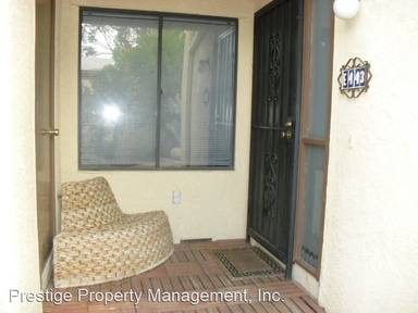 Main picture of La Vida Condominiums