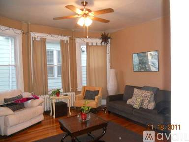 Main picture of 206 Ontario St