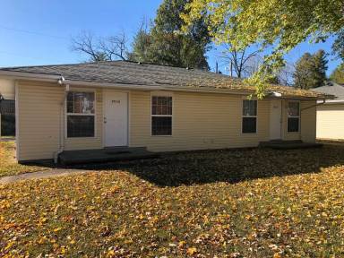 Main picture of 2009 W Woodriver Dr