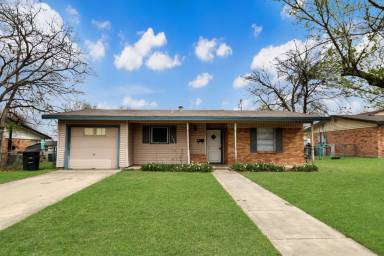 Main picture of 1124 Chippendale Dr