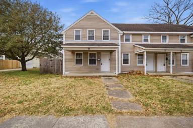 Main picture of 11 Decatur St