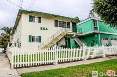 Main picture of 504 N Elena Ave