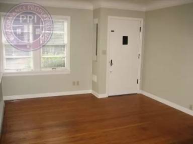 Main picture of 3224 SE Francis St