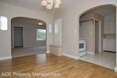 Main picture of 715 Wood Ave