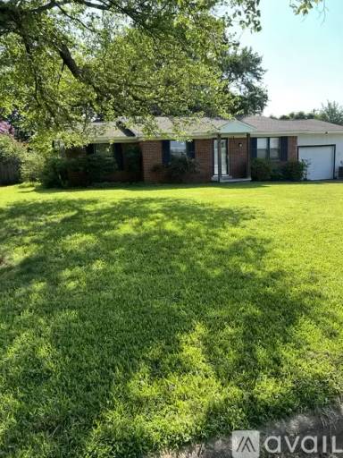 Main picture of 134 Hughes St