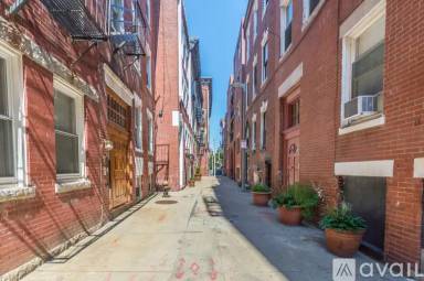 Main picture of 20 Sheafe St