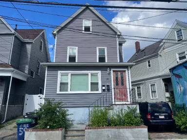 Main picture of 59 Elm St