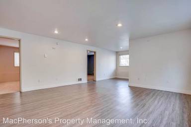 Main picture of 2608 NW 59th St