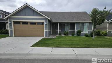 Main picture of 7691 N Coneflower St
