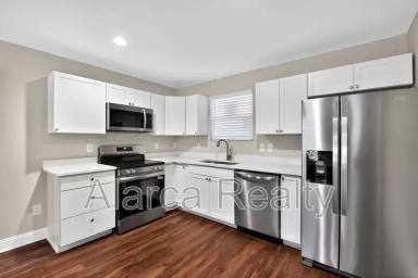 Main picture of 6634 Rockwell Blvd