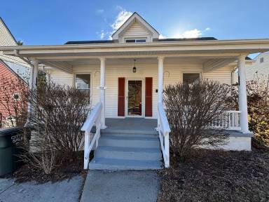 Main picture of 14 W Carrollton Ave