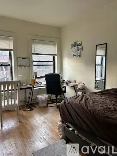 Main picture of 5709 S Kimbark Ave