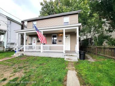Main picture of 1746 Wayne Ave