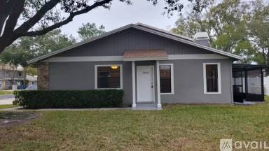 Main picture of 10134 Lake Oak Cir