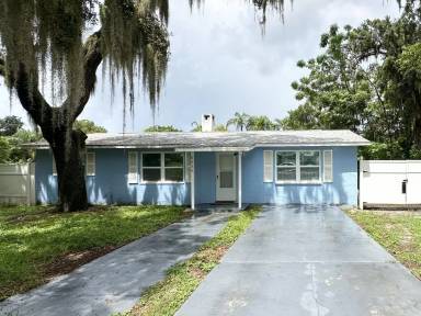 Main picture of 6039 Corson Ave