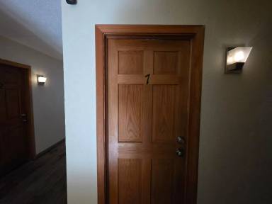 Main picture of 170 N Main St