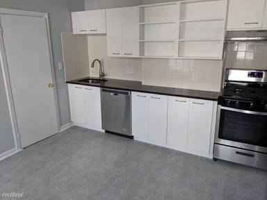 Main picture of 13 Sharon St