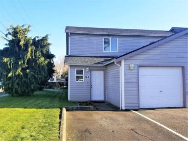 Main picture of 132 21st St SE