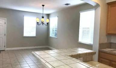 Main picture of 543 Castle Haven Dr