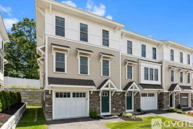 Main picture of 16 Hines Way