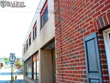 Main picture of 278 Spruce St
