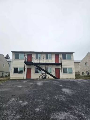 Main picture of 1615 S Levick St