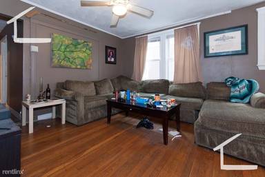 Main picture of 7-9 Wadsworth St